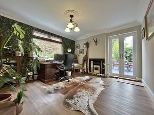 Photo 13- click for photo gallery